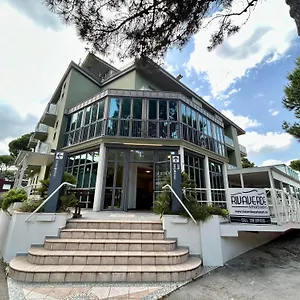 2* Aparthotel Rivaverde